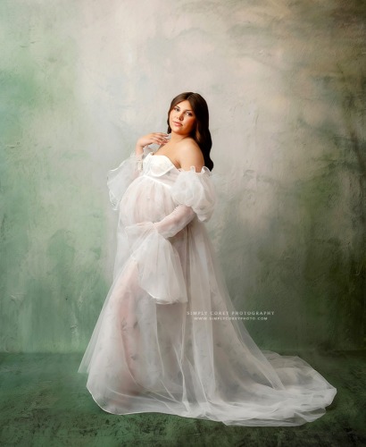 <u>Larger Backdrops: Maternity, Families, Teens, Couples, & Individuals</u>