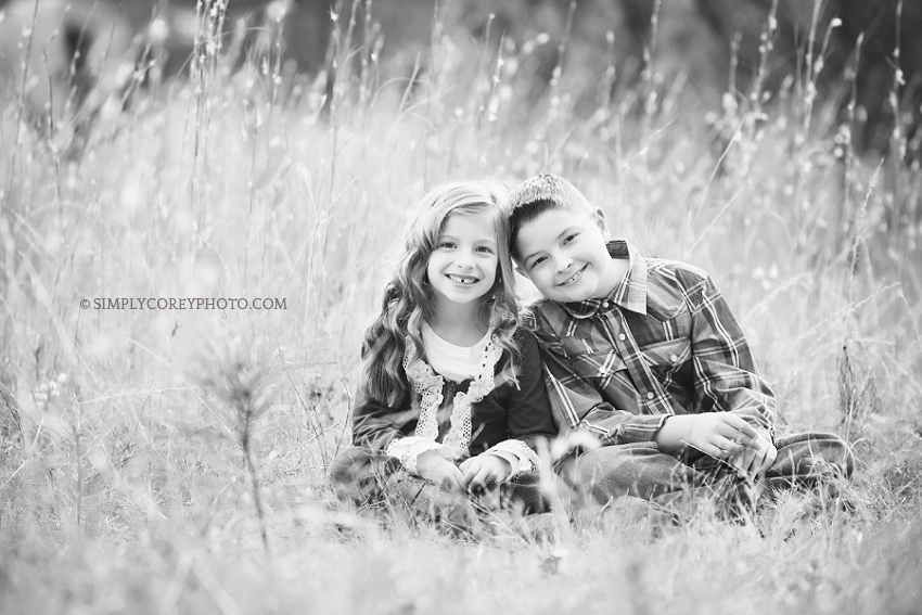 siblings in black and white by Atlanta family photographer