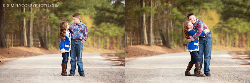 outdoor photos of siblings on a dirt road by west Georgia photographer