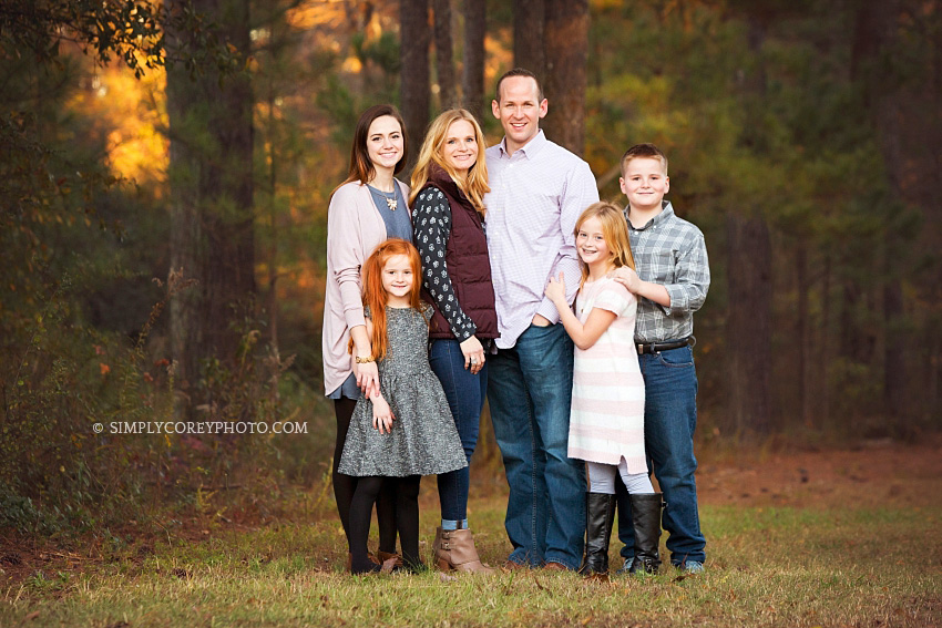 outdoor photography session with a large family of 6 by Atlanta family photographer