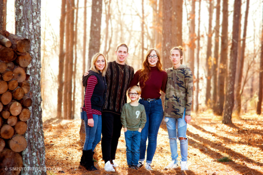 group of 5 siblings by Villa Rica family photographer