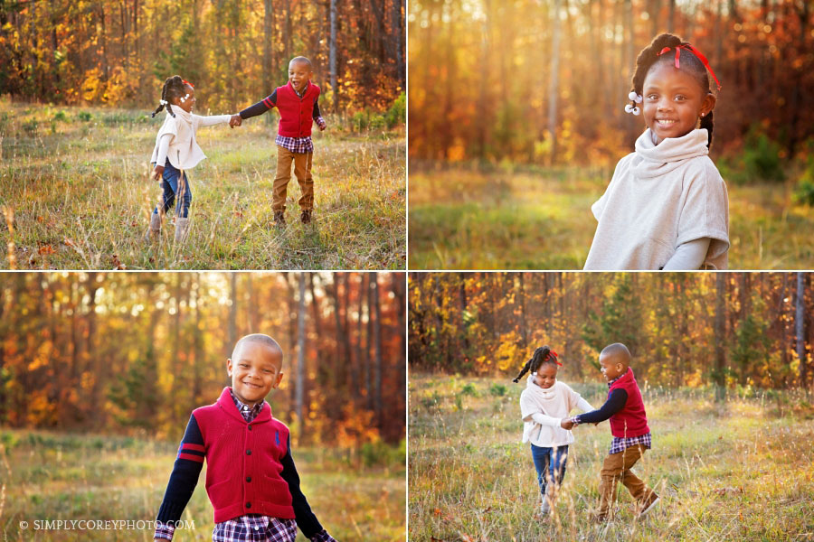 kids playing outside in a field by Newnan children's photographer