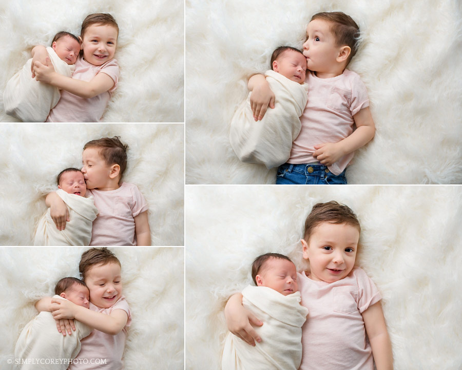 Bremen newborn photographer, baby with toddler brother