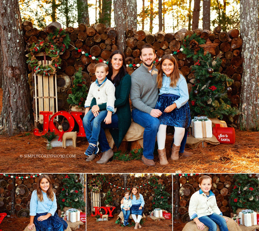 Carrollton Christmas mini sessions, family with two kids outside
