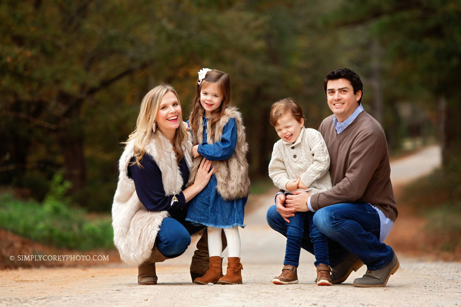 Atlanta family photographer, fall portrait on a country road