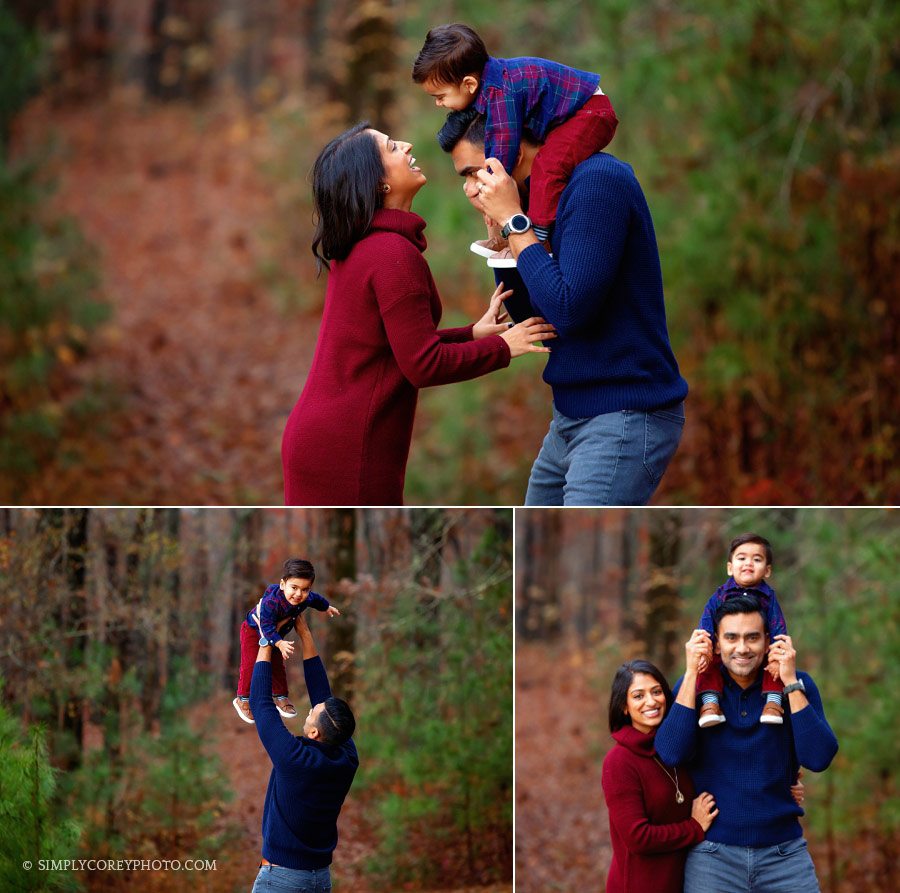 Newnan family photographer, toddler on dad's shoulders outside