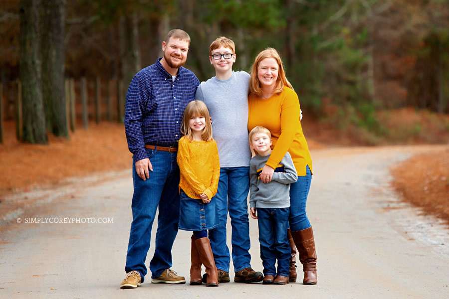 Villa Rica family photographer, fall session outside on country road
