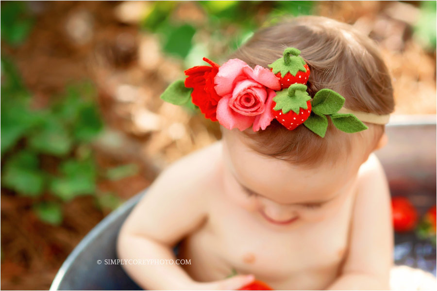 Atlanta baby photographer, strawberry bath with headband by Heartfelt Blooms