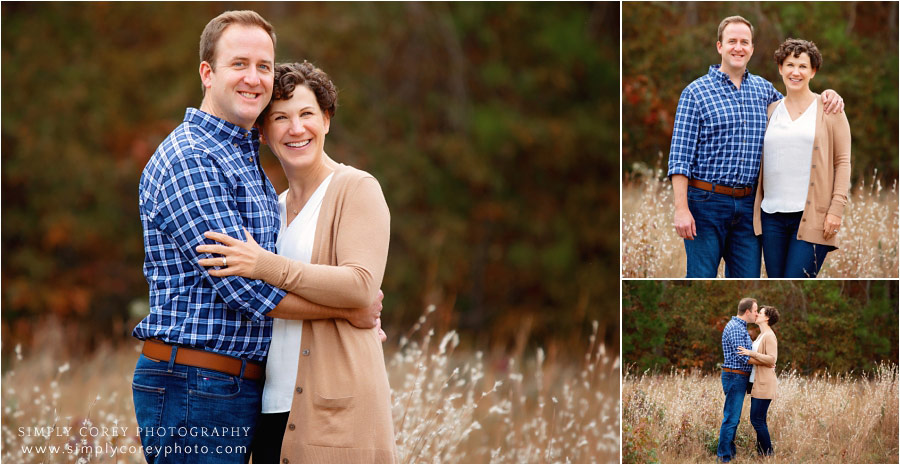 Carrollton couples photographer, parents during fall family session