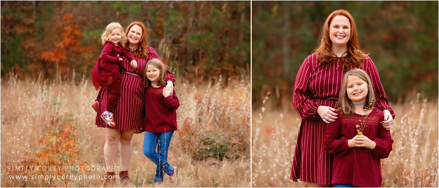 family photographer near Douglasville, aunt with nieces during fall session