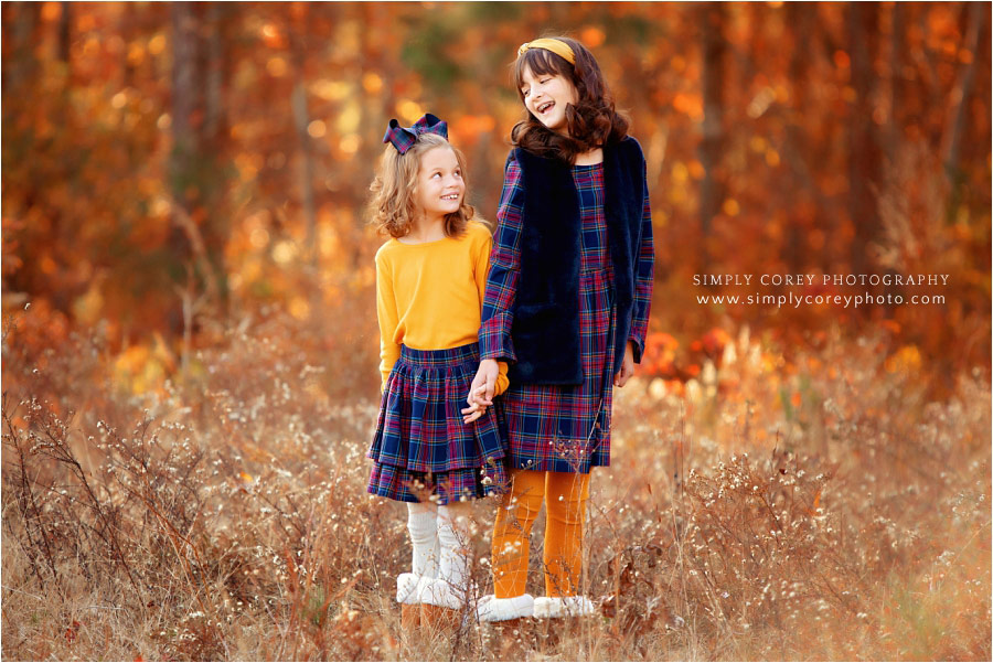 Douglasville family photographer, colorful fall mini session with children