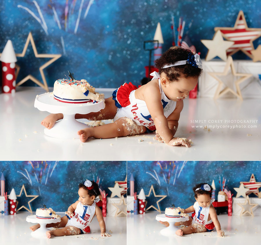 Bremen cake smash photographer, baby playing with 4th of July cake