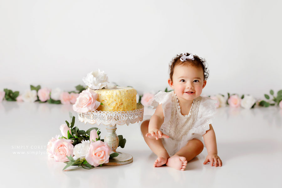 Atlanta Cake Smash Photographer | Simply Corey Photography