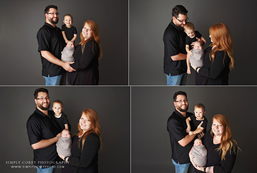 Bremen family photographer, studio newborn session with parents and toddler brother