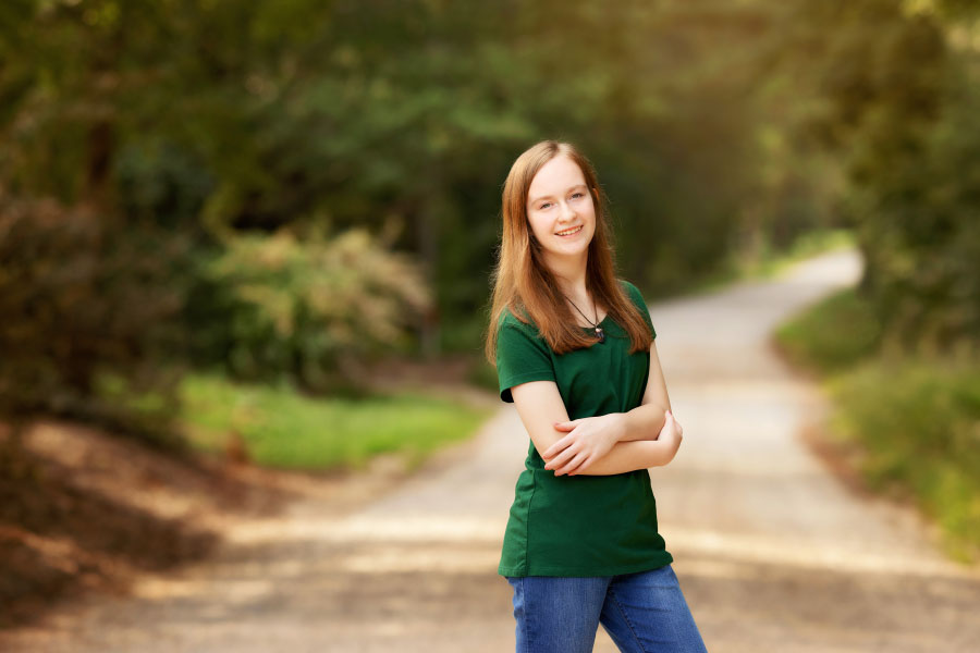 Carrollton teen photographer in Georgia, girl outside on country road