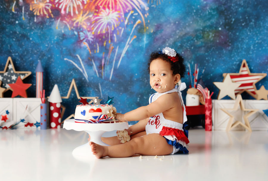Mableton baby photographer; Fourth of July cake smash